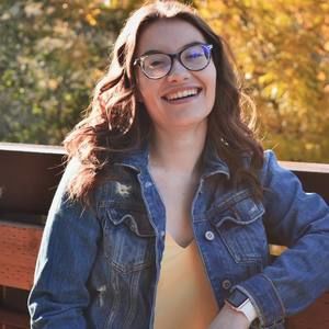Meet your Posher, Emma